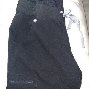 Figs black jogger scrubs